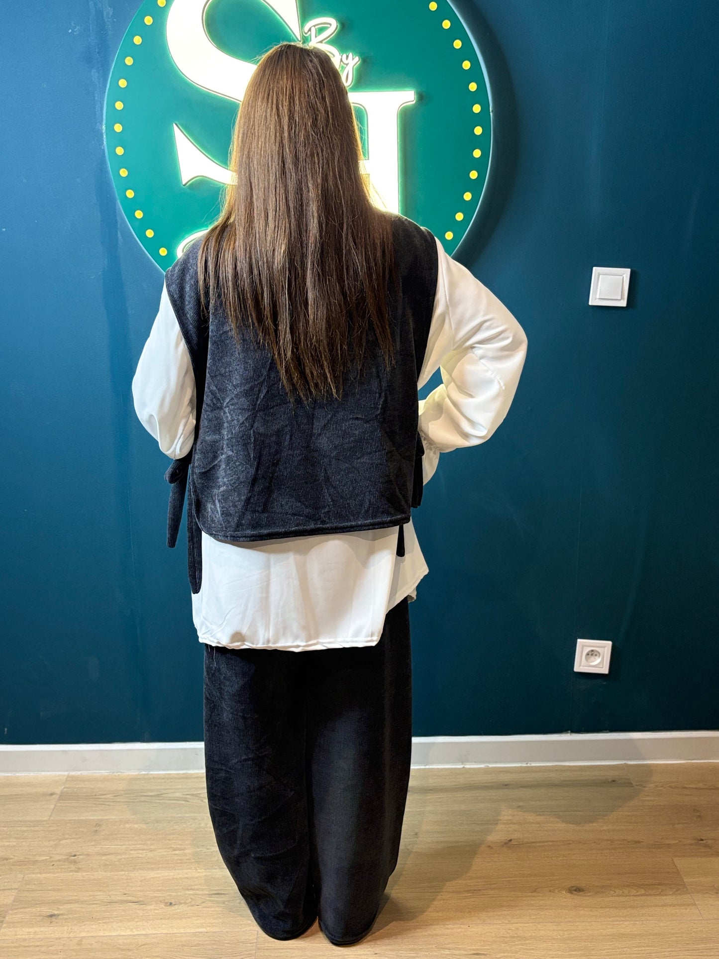 Ensemble Trois Pièces