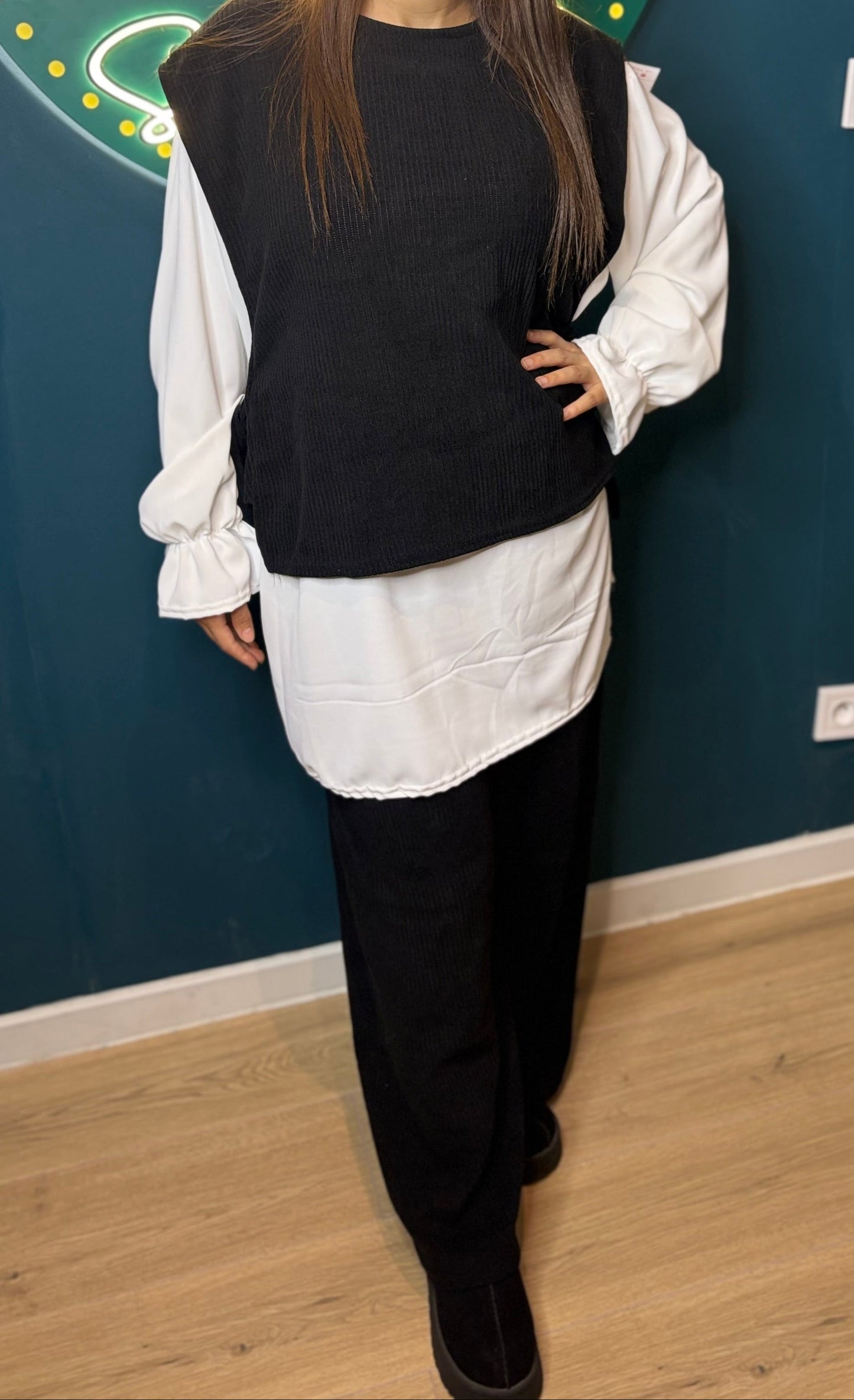 Ensemble Trois Pièces